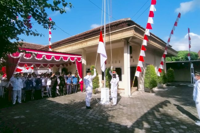PERINGATAN HUT RI KE 77 DI KECAMATAN JOGONALAN KABUPATEN KALTEN