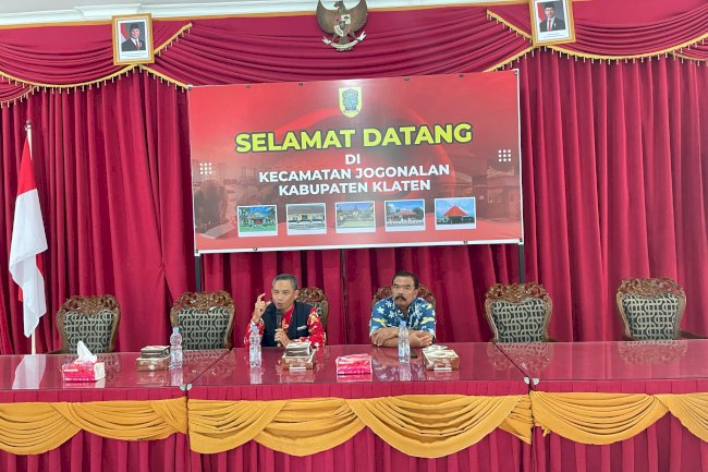 18 Admin Desa Kecamatan Jogonalan Mengikuti Pendampingan PPID